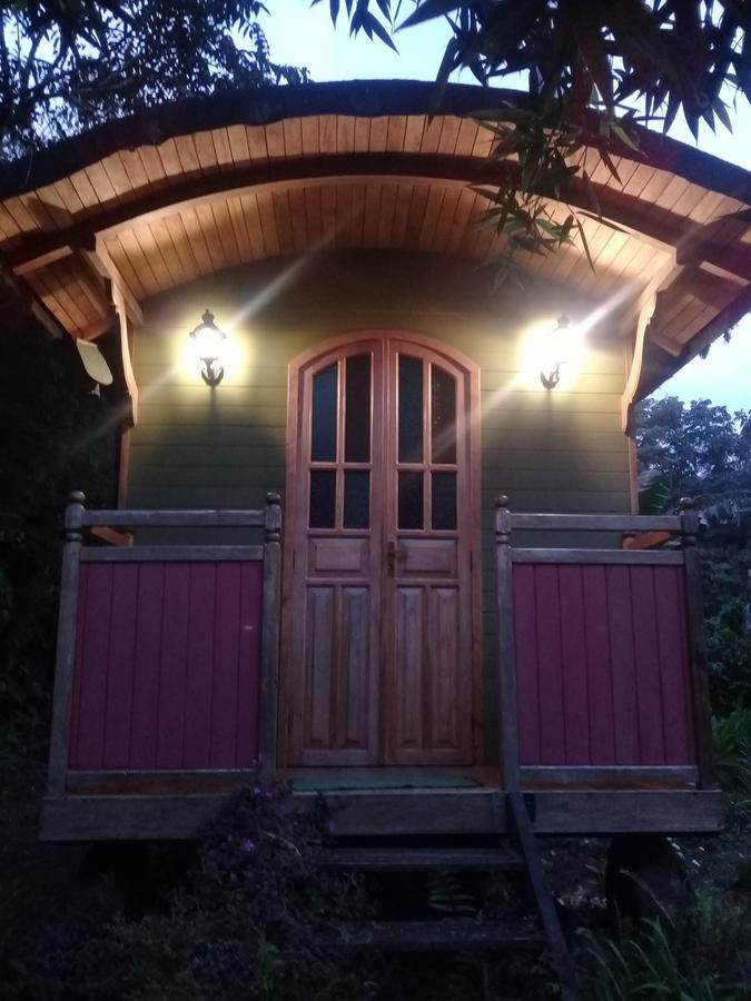 Hosteria La Roulotte - Mindo Dış mekan fotoğraf